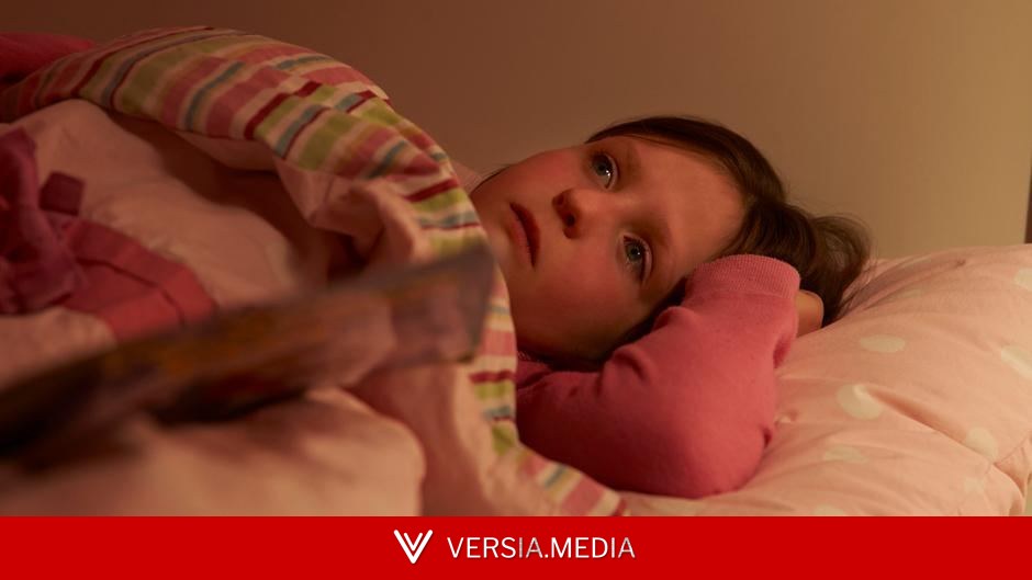 هل يبدأ الاكتئاب من قلة النوم في الطفولة؟ دراسة تجيب — Tech | Versia.media