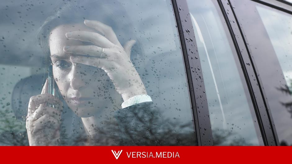 "الاكتئاب المبتسم"... هدوء زائف يُخفي جبالا من المعاناة! — Tech | Versia.media